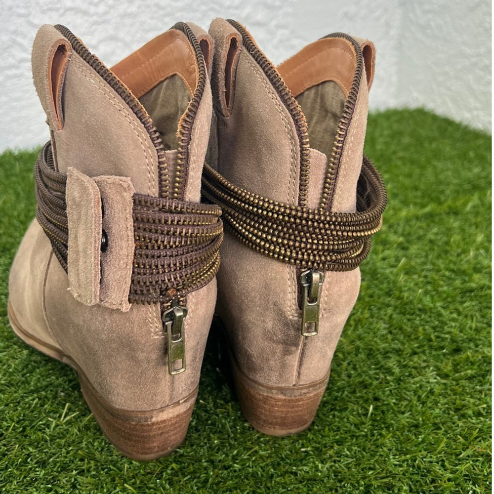 Matiko Tan Suede Western Inspired Short Boots - Size 10 with Straps - Picture 7 of 8